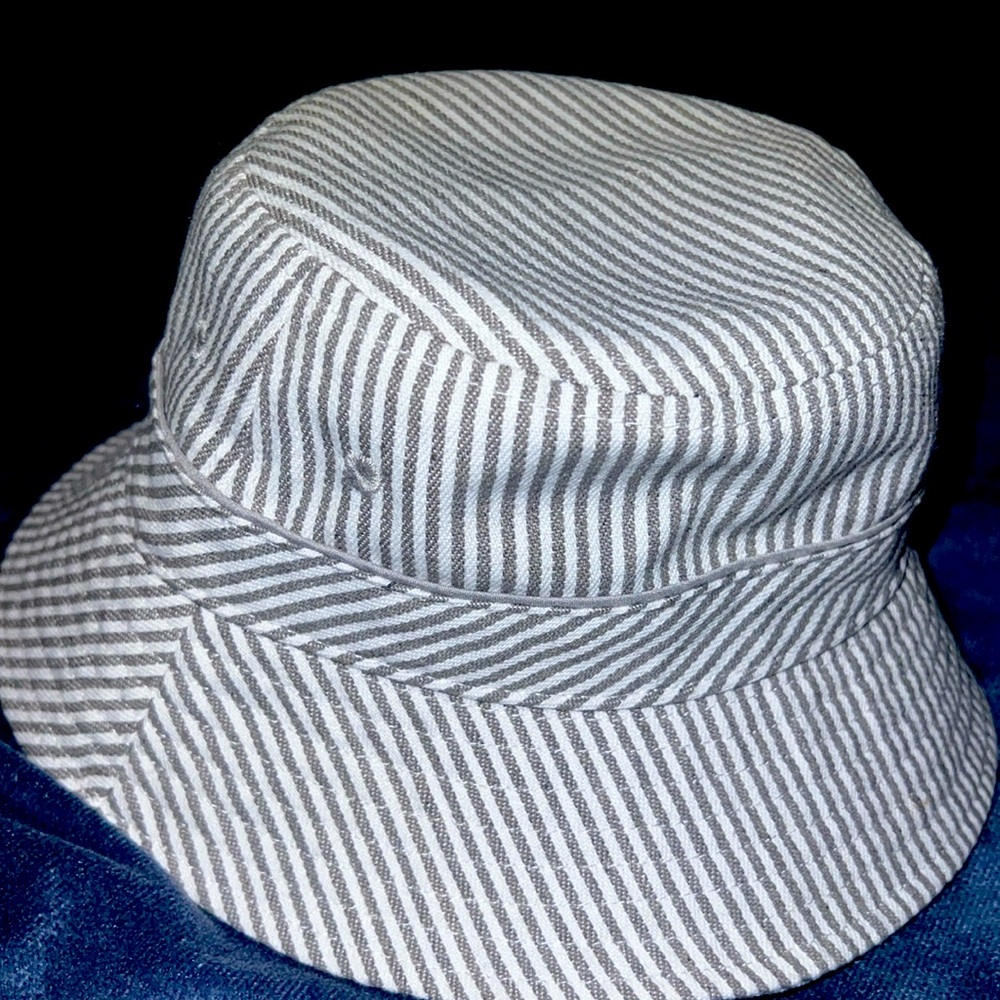 Toddler bucket hat